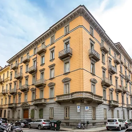 5 Minutes From Via Roma - With Smart Tv *