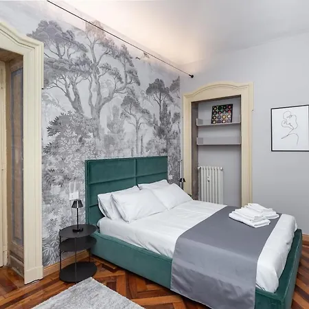 Apartment 5 Minutes From Via Roma - With Smart Tv *