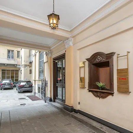 Apartment 5 Minutes From Via Roma - With Smart Tv